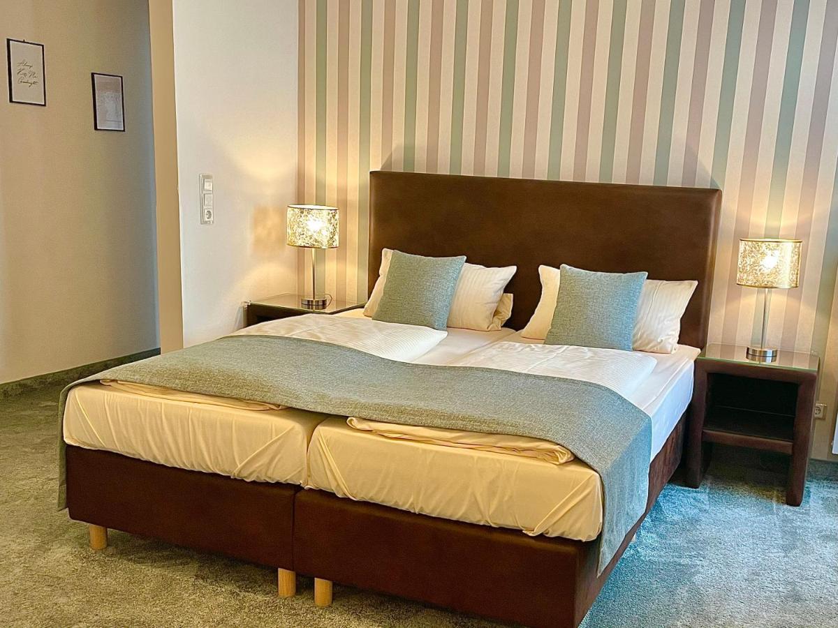 Hotel Altdeutsche Weinstube Rüdesheim am Rhein Esterno foto
