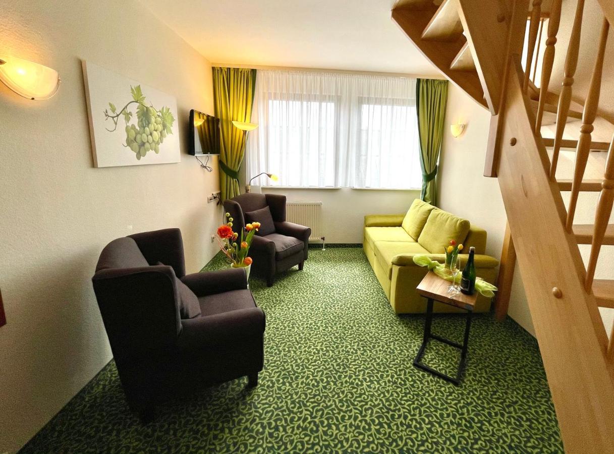 Hotel Altdeutsche Weinstube Rüdesheim am Rhein Esterno foto