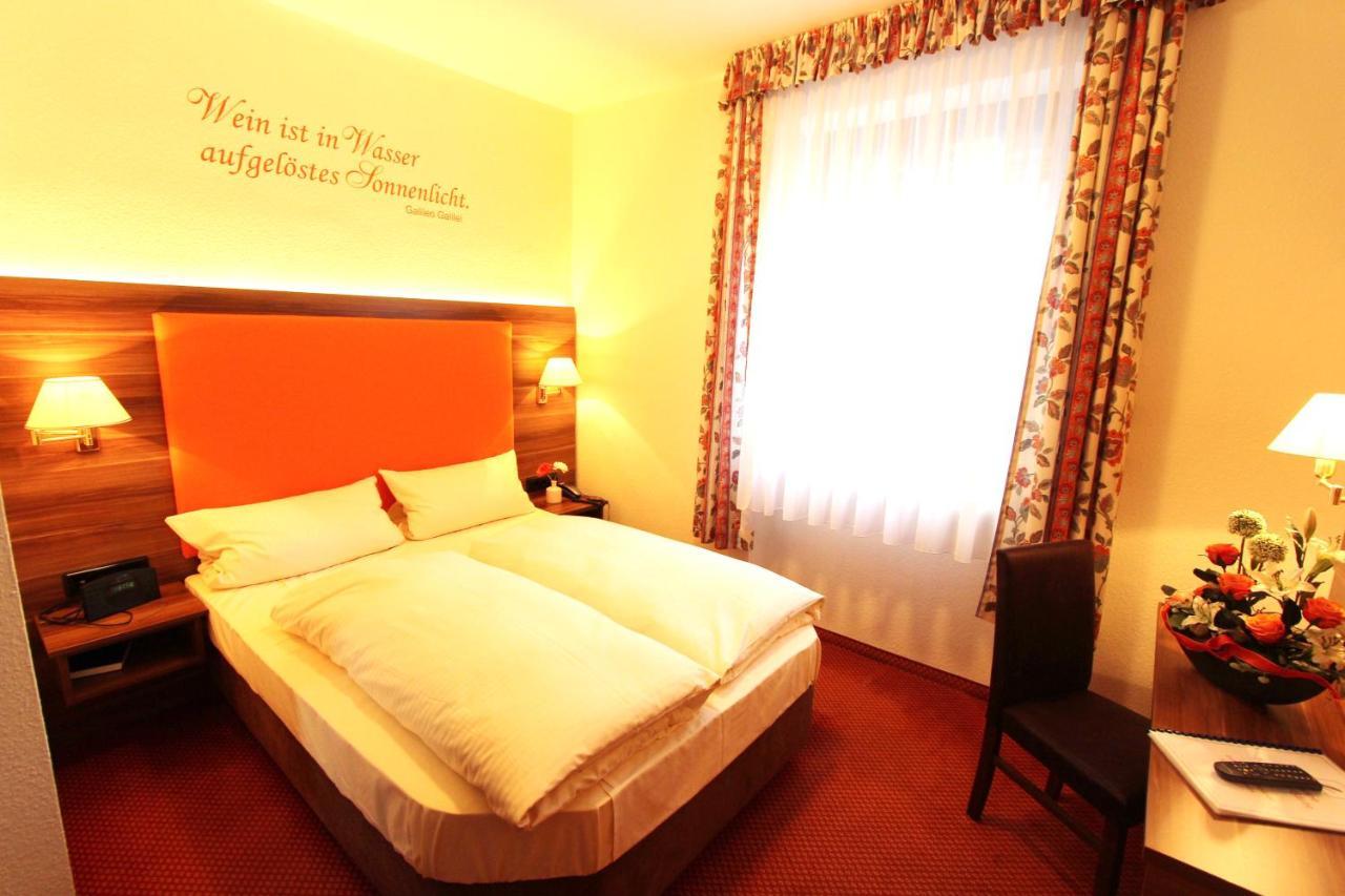 Hotel Altdeutsche Weinstube Rüdesheim am Rhein Esterno foto