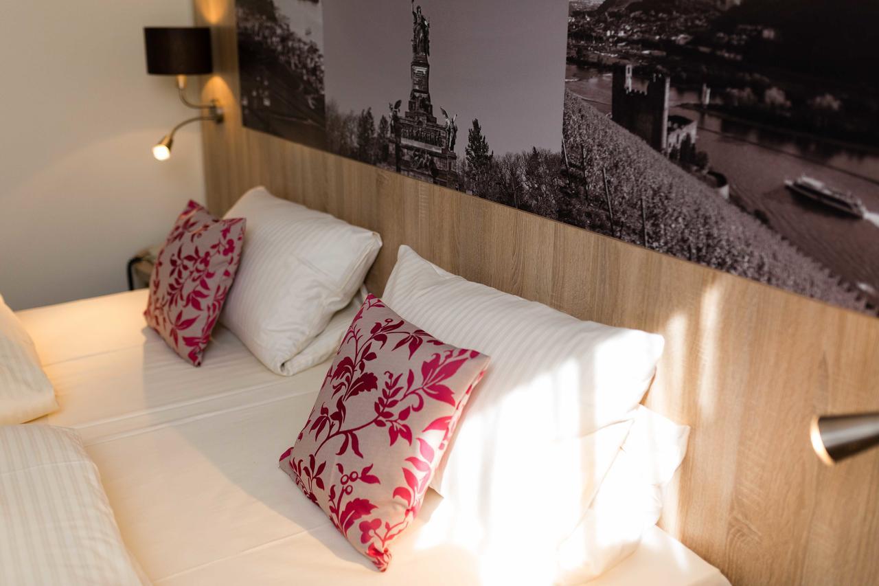 Hotel Altdeutsche Weinstube Rüdesheim am Rhein Esterno foto